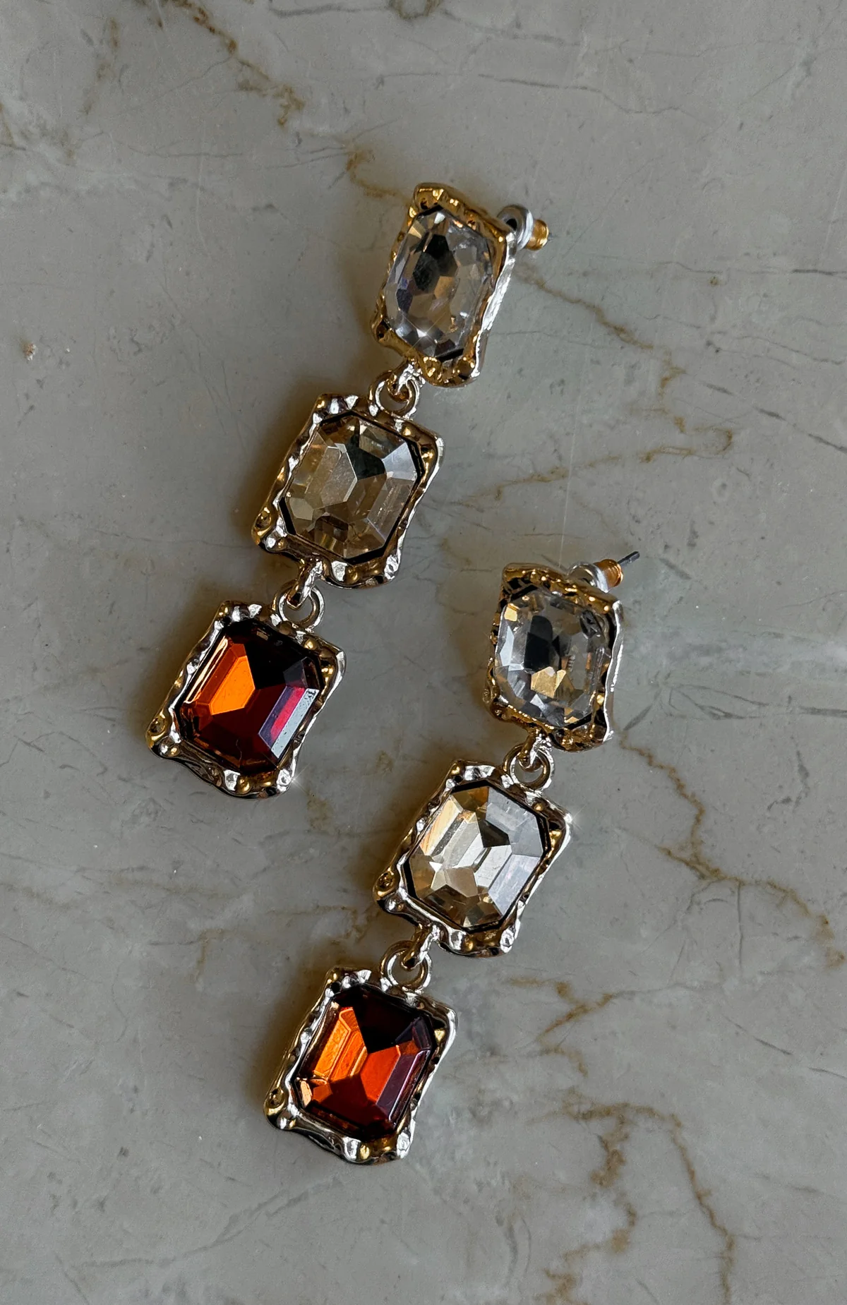 Ace Earrings Gold - Image 2