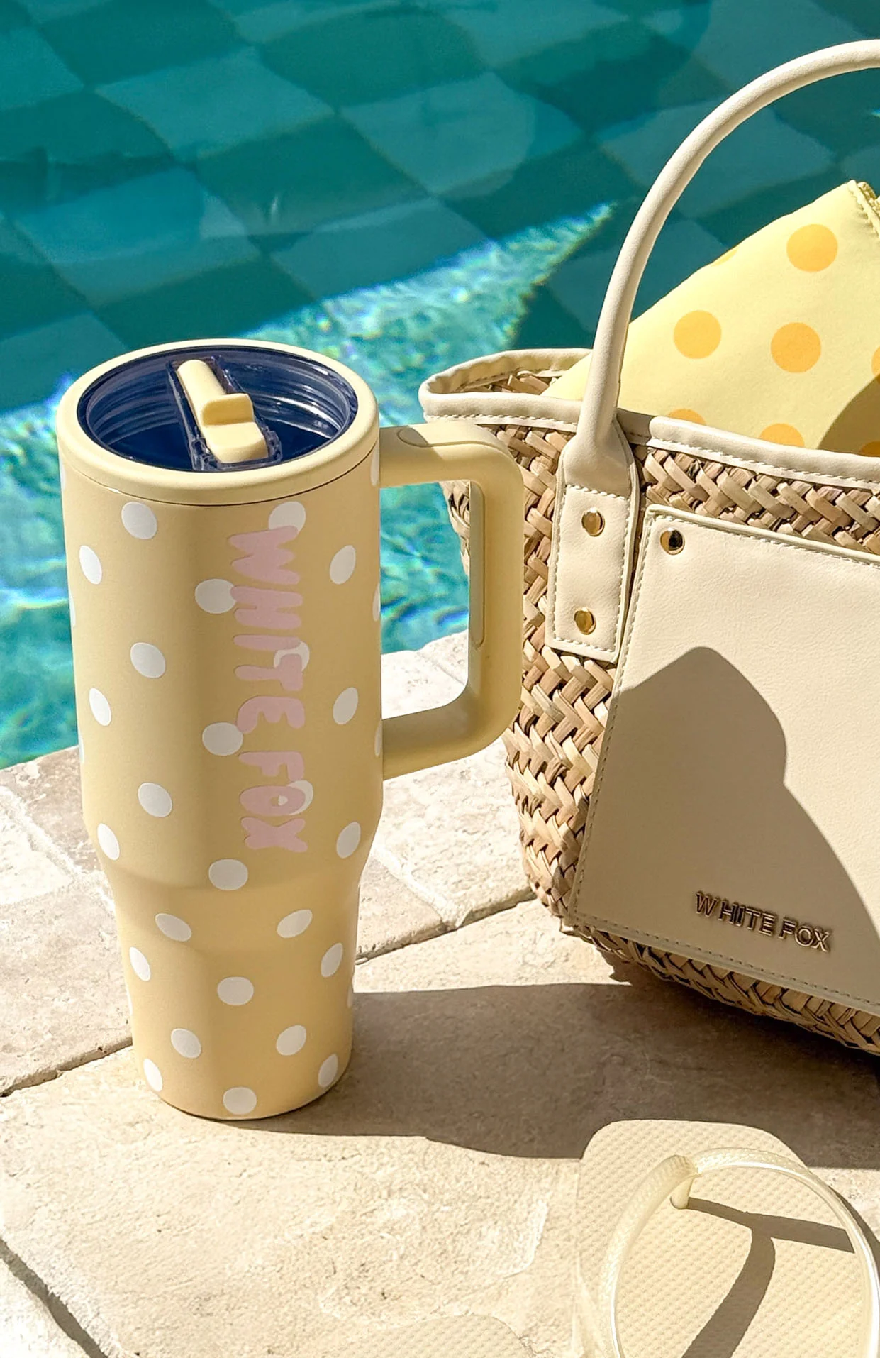 Colson Drink Bottle 1.2 Litre Lemon Polka Dot - Image 3