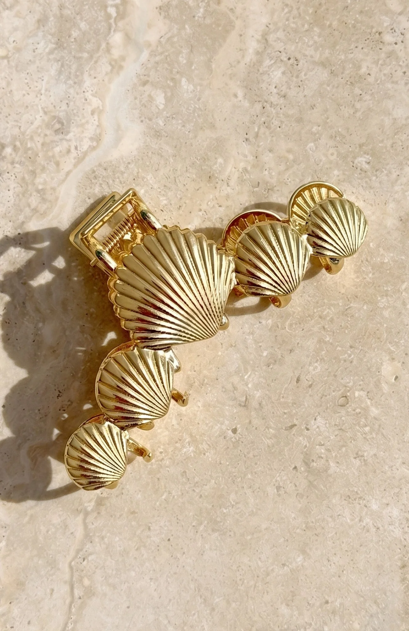 Ebba Hair Clip Gold - Image 4
