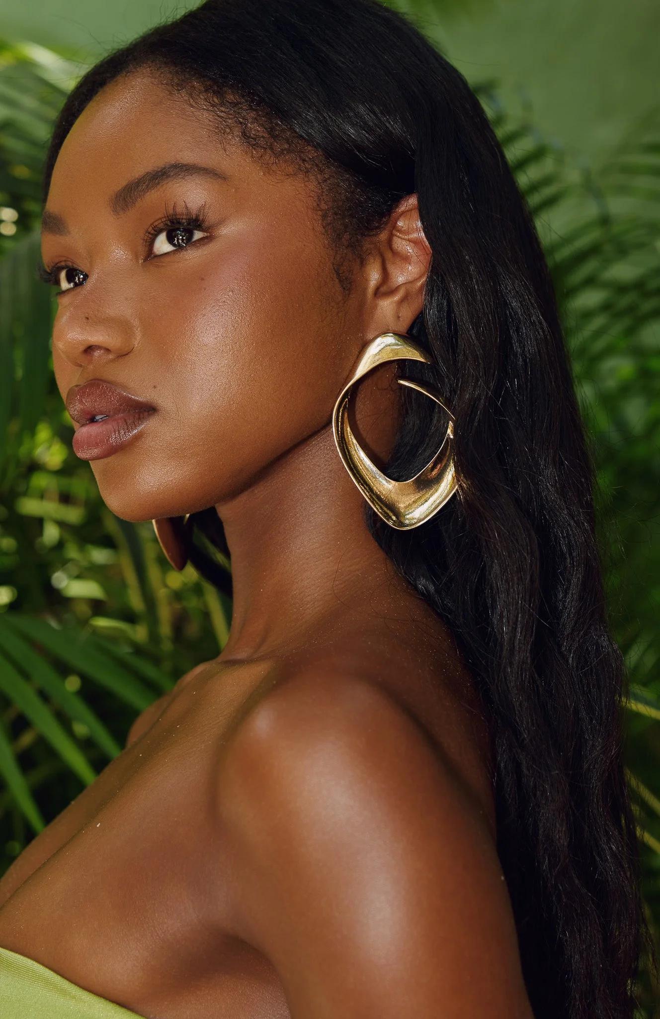 Jackson Earrings Gold - Image 3