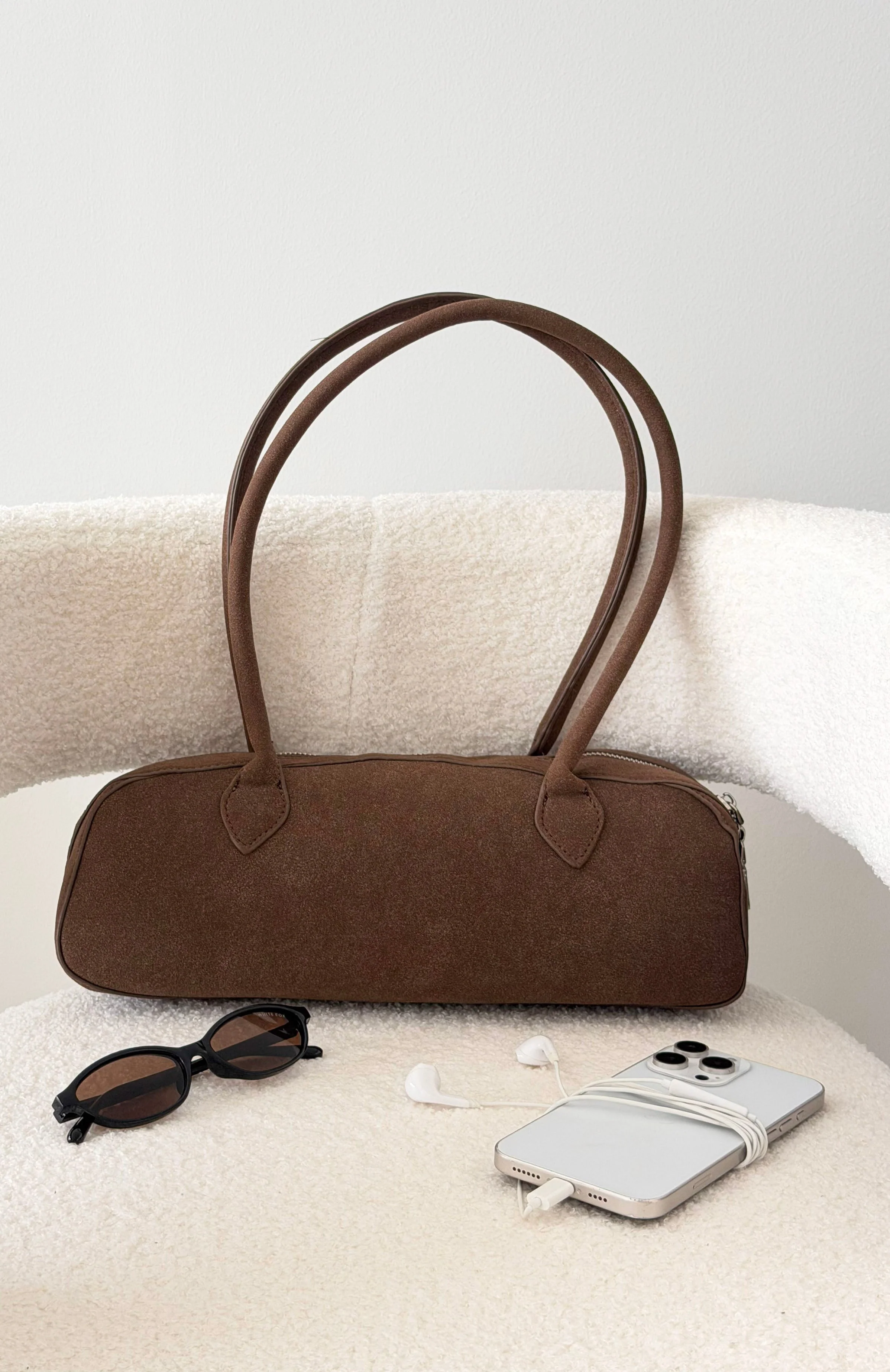 Jaina Shoulder Bag Chocolate Faux Suede - Image 3