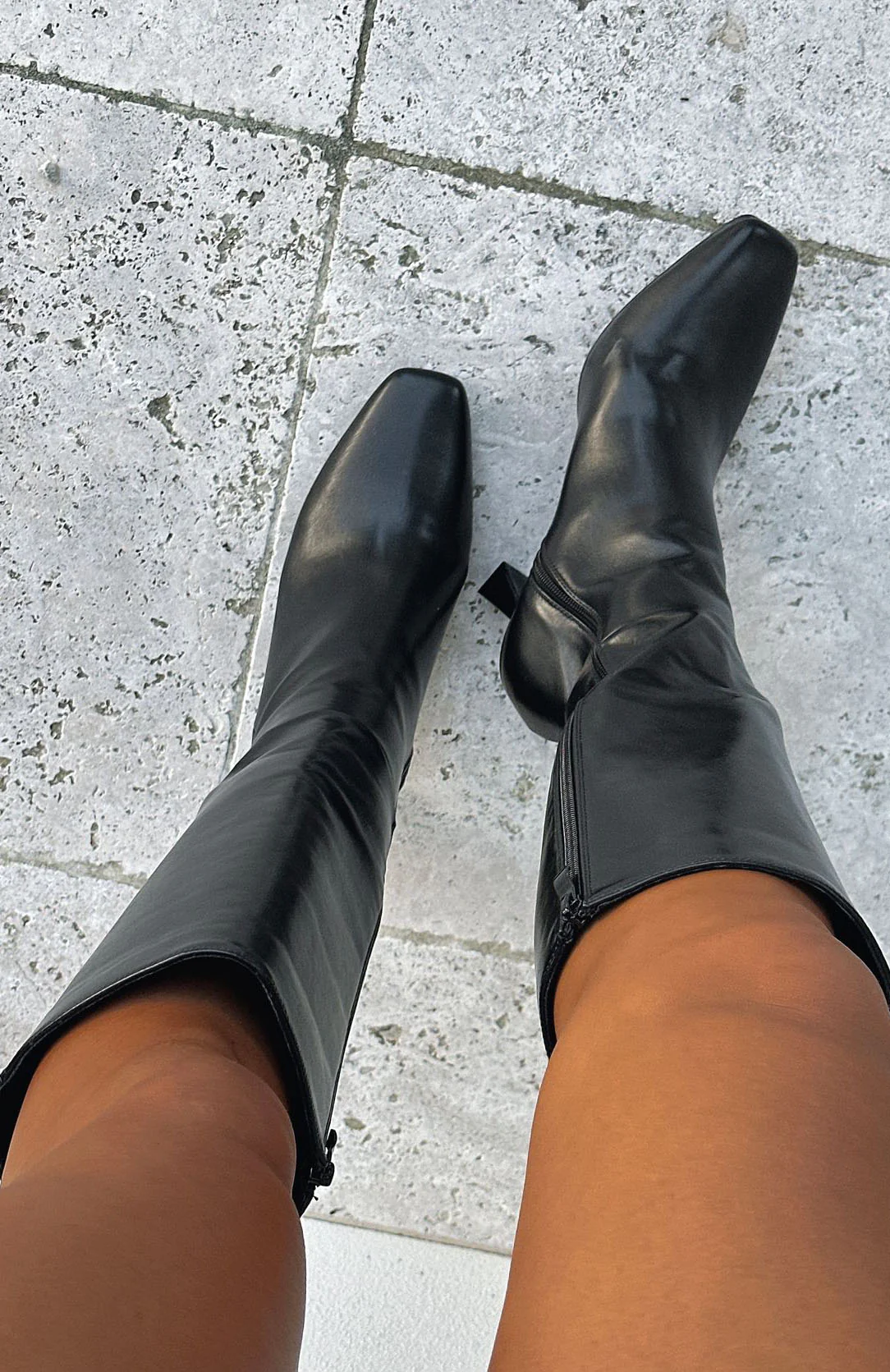 Johnson Knee High Boots Black - Image 4