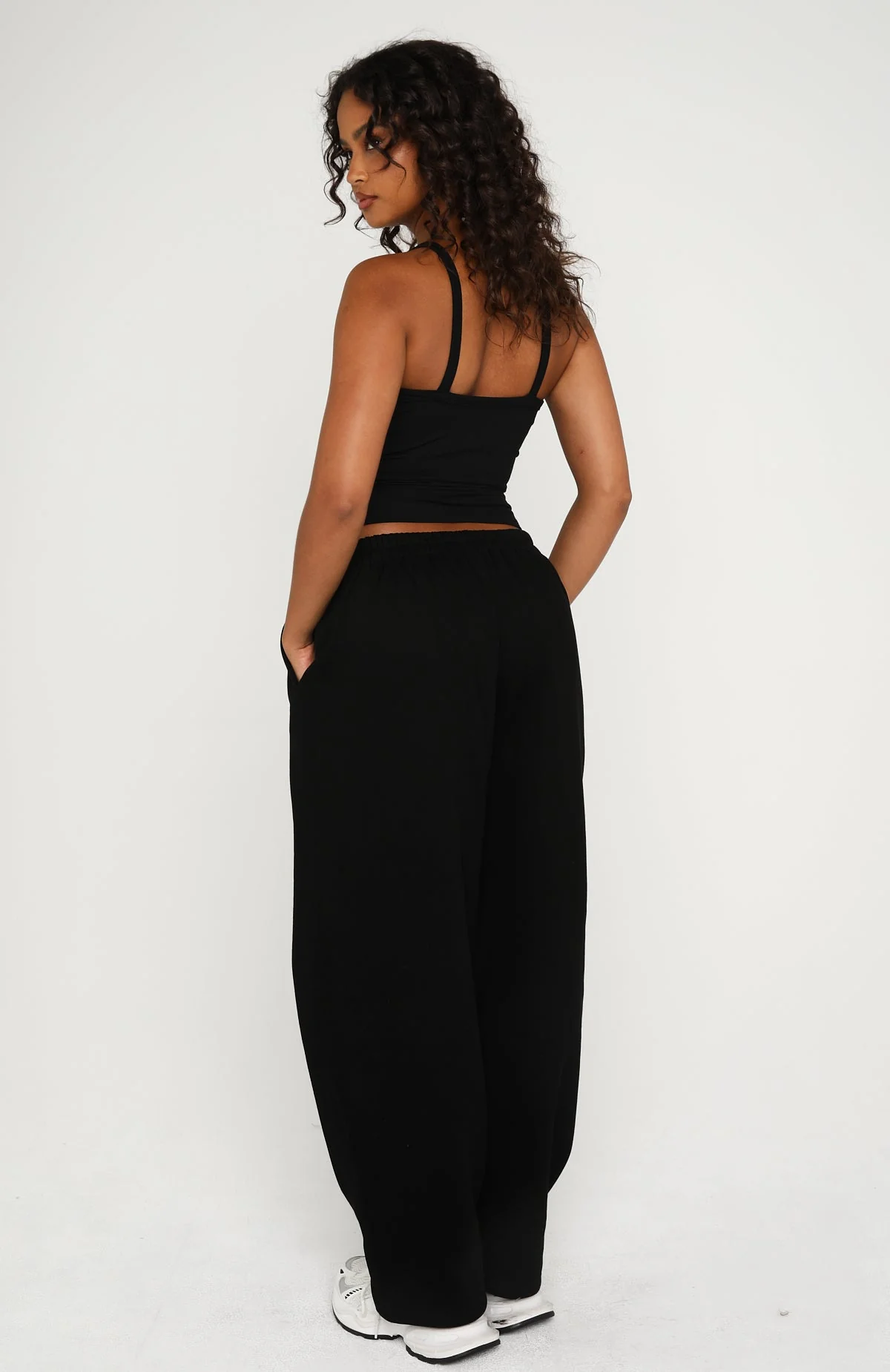 Know What You Want Barrel Leg Sweatpants Black - Image 4