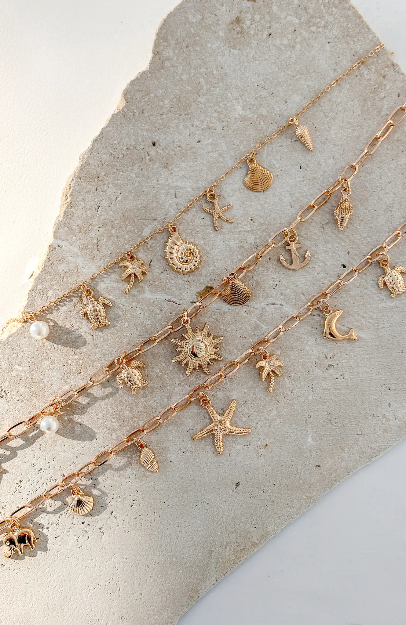 Mayer Necklace 3 Piece Set Gold - Image 8