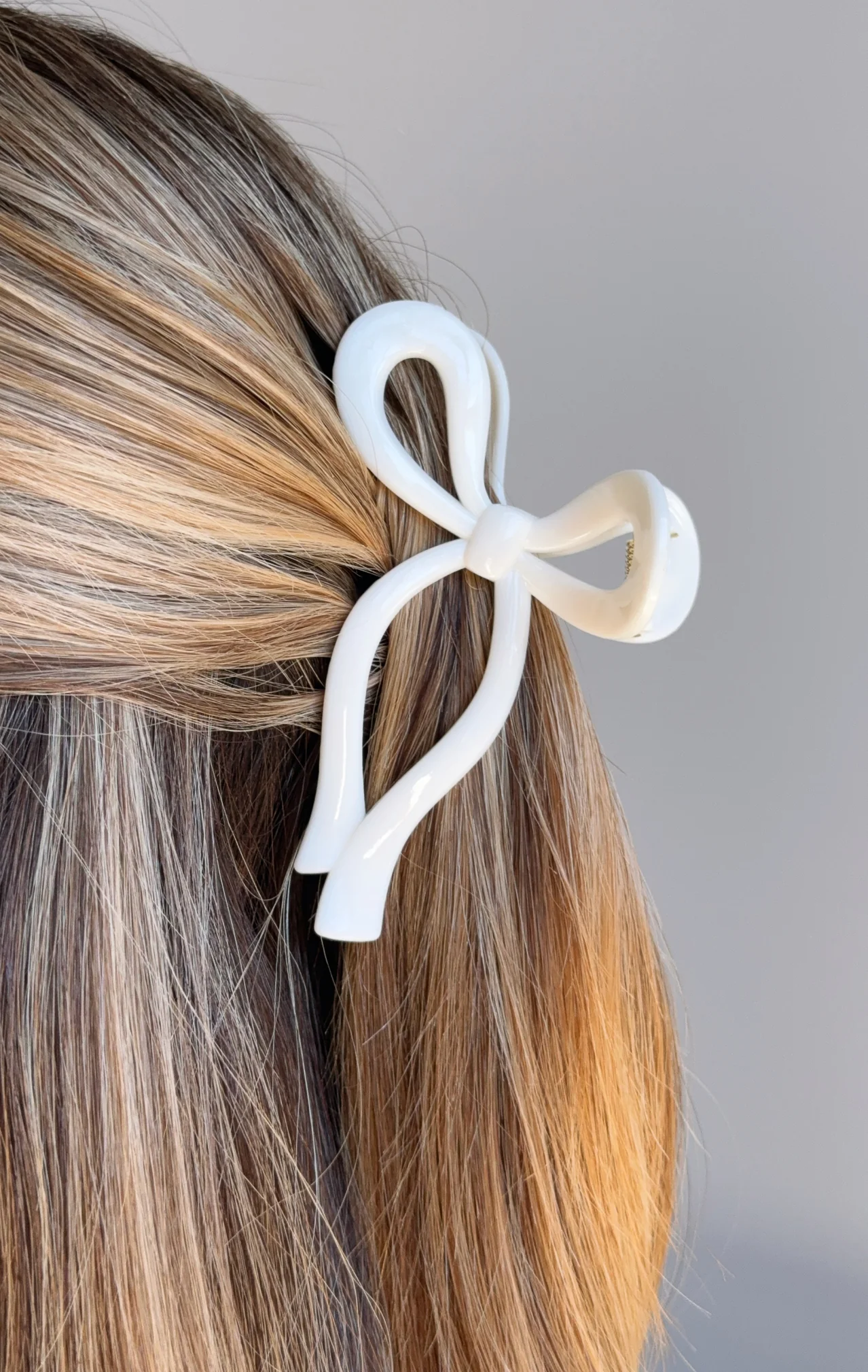 Milena Hair Clip Cream - Image 2