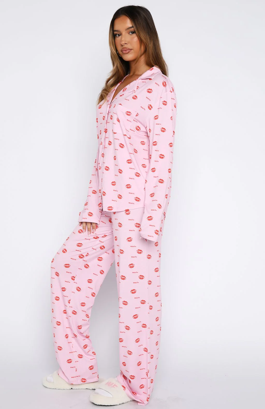 Pillow Talk Printed Long Sleeve Pyjama Set Strawberry Kisses - Image 3