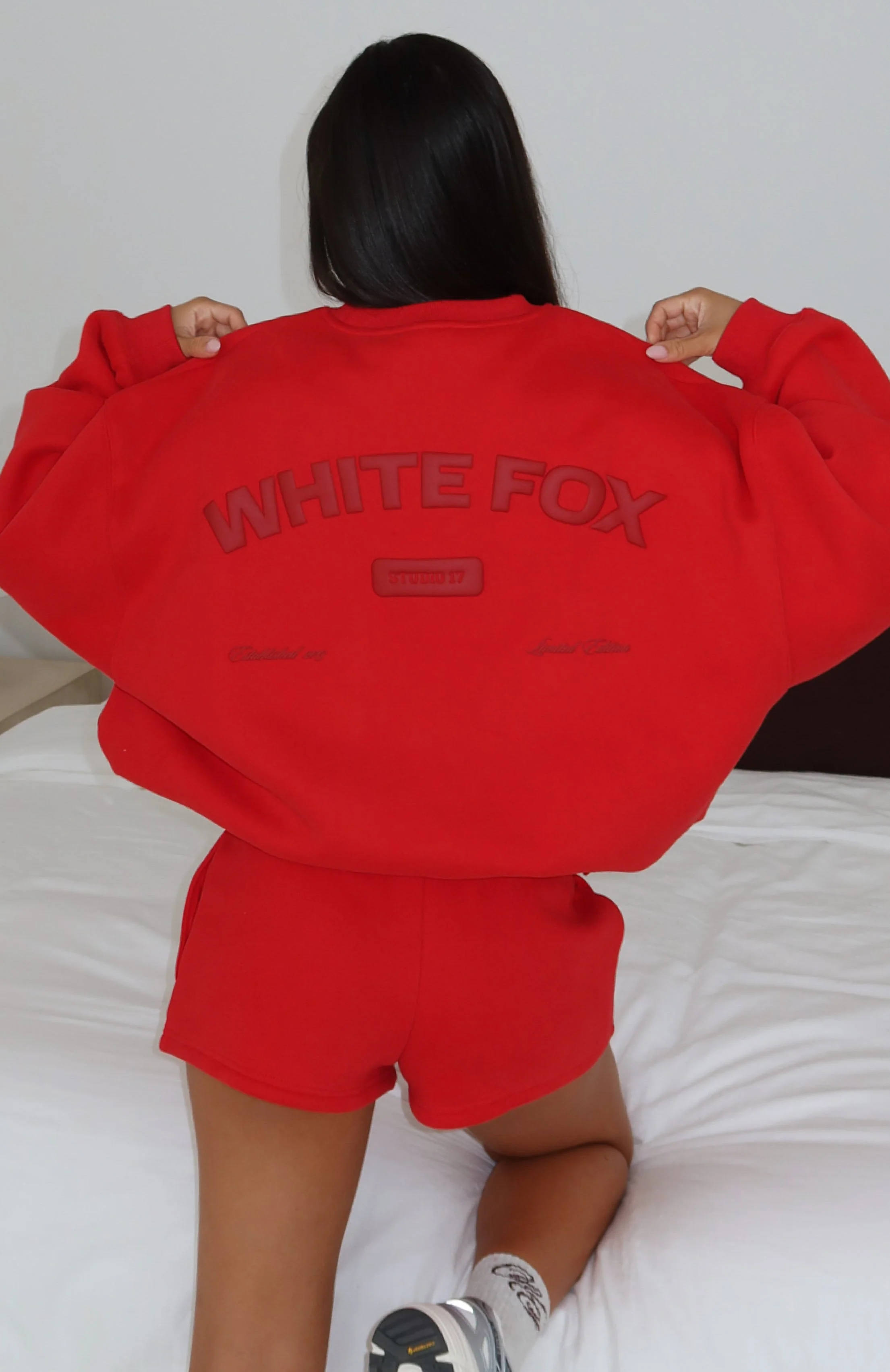 Studio 17 Raven Oversized Drop Shoulder Sweater Red - Image 2