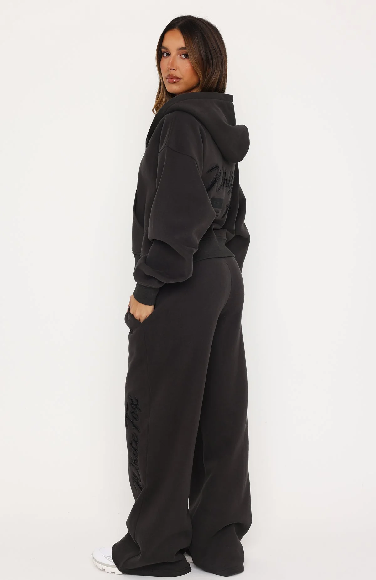 Studio 17 Willa Wide Leg Sweatpants Charcoal - Image 4