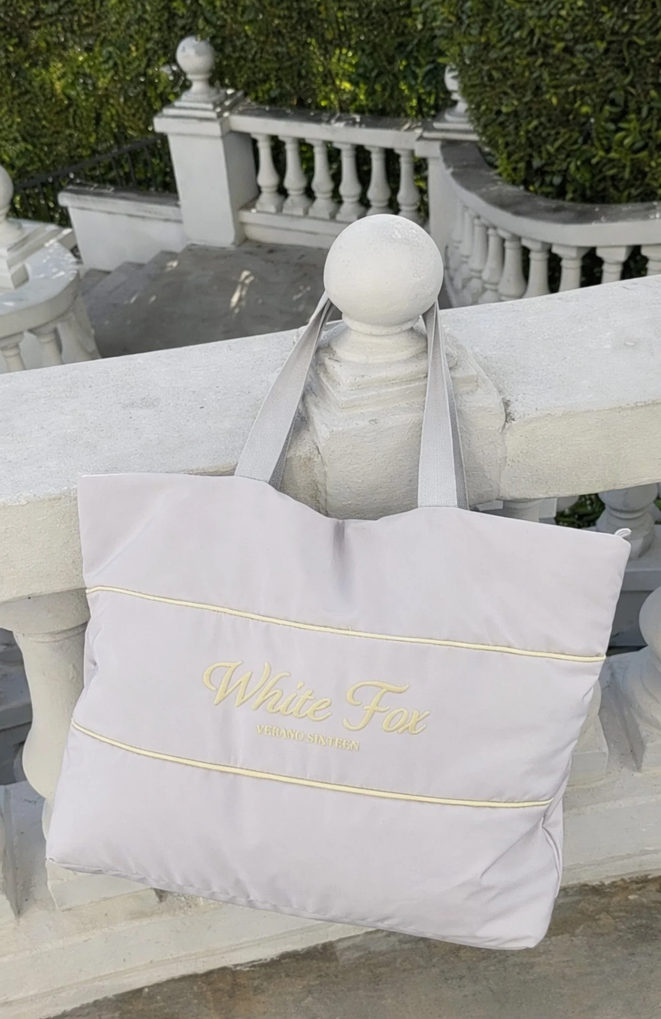 Verano Sixteen Magnolia Shoulder Bag Grey/Lemon - Image 4