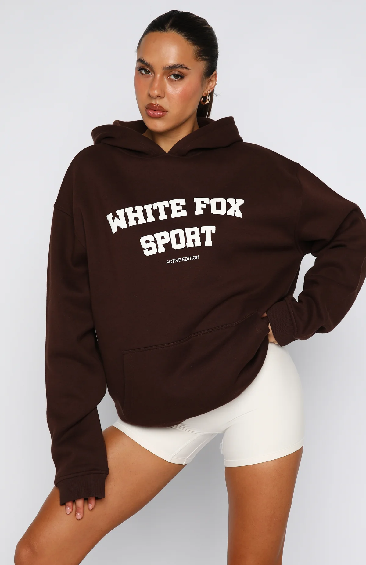 Winning Team Oversized Hoodie Chocolate - Image 3